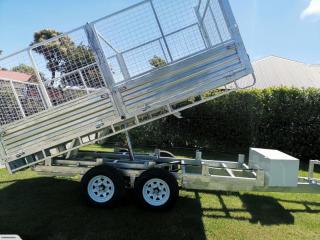 Hydraulic tipping trailer 3500kg 12x6